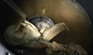 瑶柱花胶猪肚鸡汤的做法步骤图,怎么做好吃 花胶鸡汤的做法